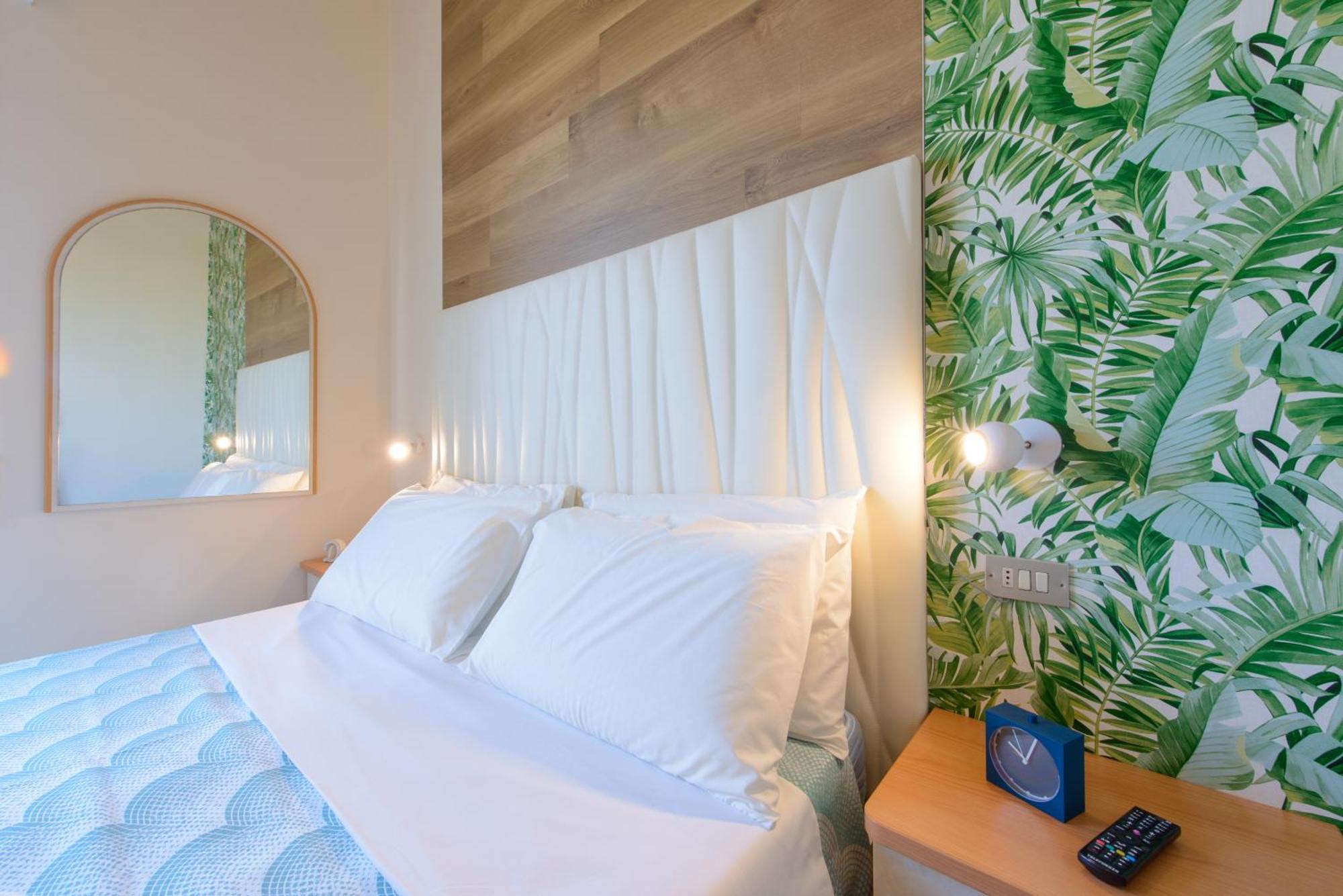 Hotel Nuova Medusa Римини Екстериор снимка